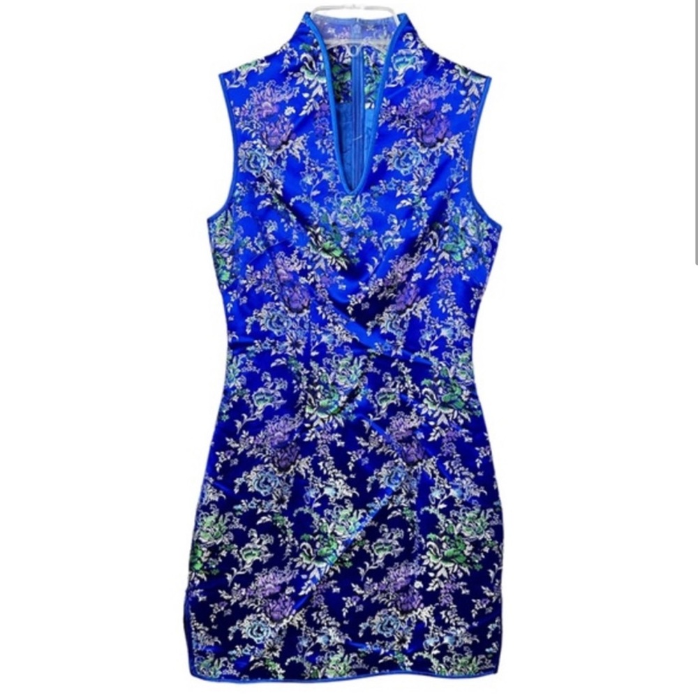 Silky Mandarin Collar dress